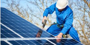 Installation Maintenance Panneaux Solaires Photovoltaïques à Leigne-les-Bois